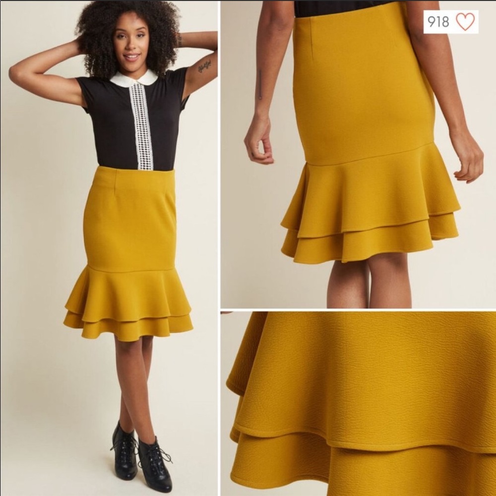 ModCloth Mustard Yellow Ruffle-Hem Pencil Skirt